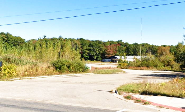 AMF Muskegon Lanes - Street Views